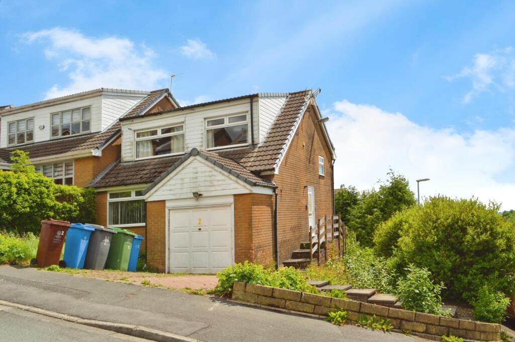 Main image of property: Moordale Avenue, Waterhead, Oldham