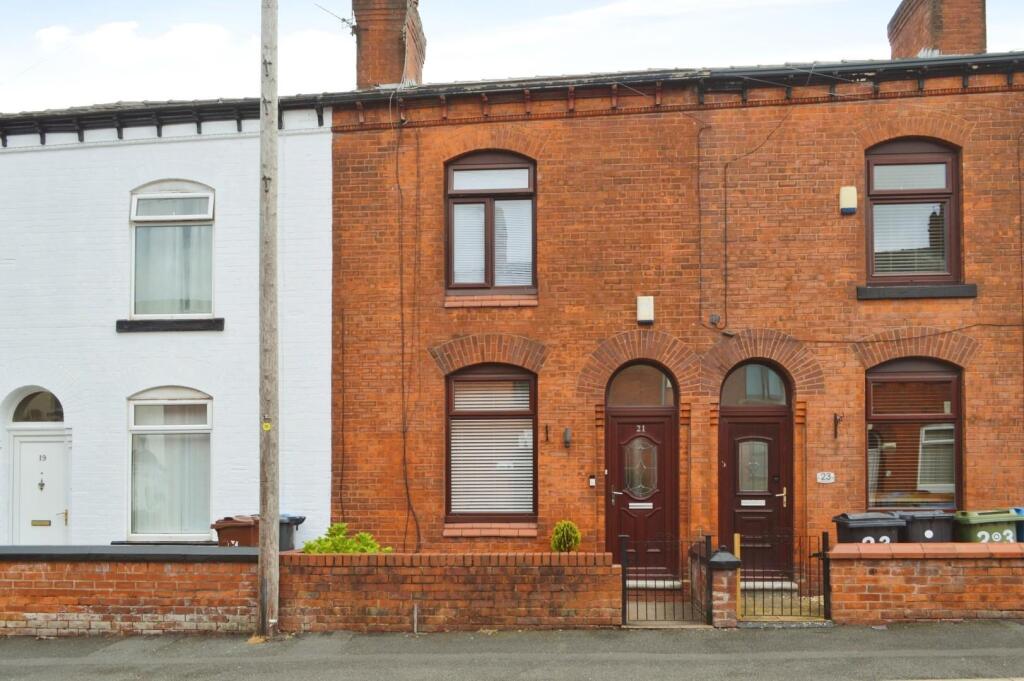 Main image of property: Knowl Street, Hollinwood, Oldham