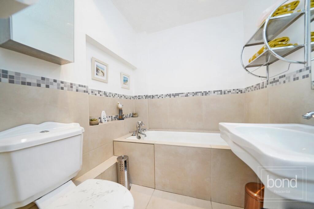 Additional property image - Lodge Road, Bicknacre, Chelmsford, CM3