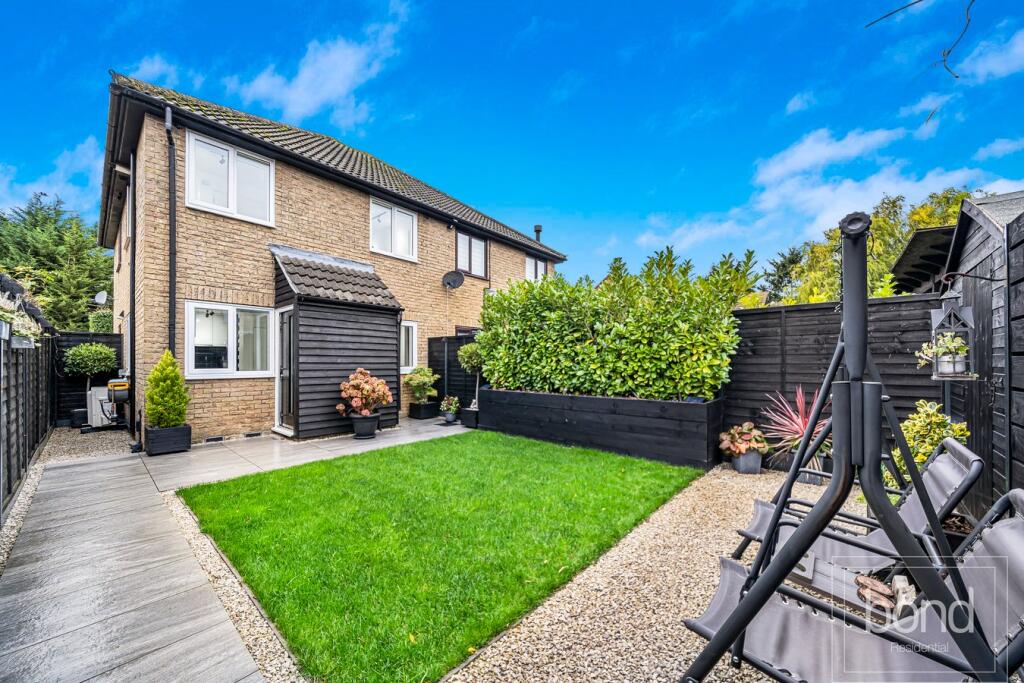 Main image of property: Brockenhurst Way, Bicknacre, Chelmsford, CM3