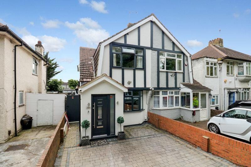 3 bedroom semidetached house for sale in Cranford Lane, Harlington, Hayes , UB3