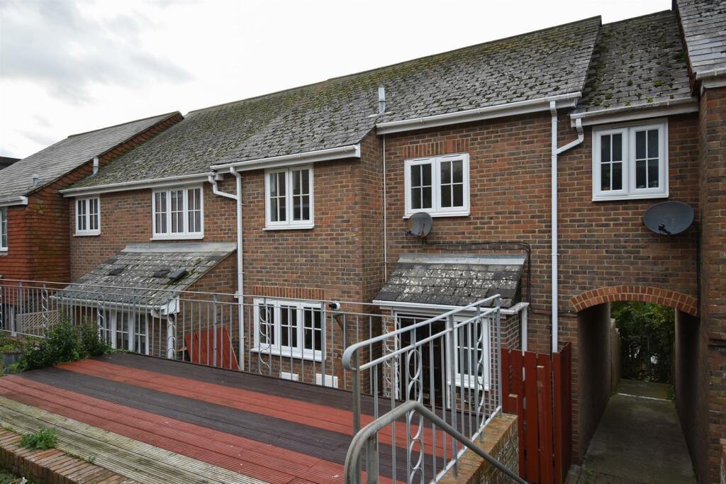 3 bedroom terraced house for sale in Ebenezer Road, Hastings, TN34