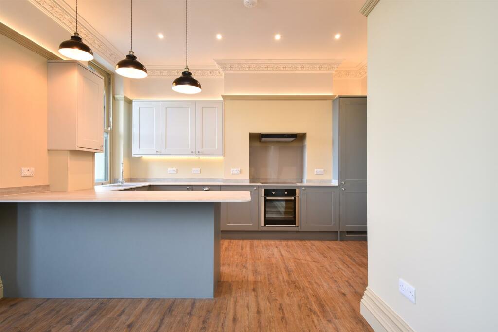 2 bedroom apartment for rent in Cornwallis Gardens, Hastings, TN34