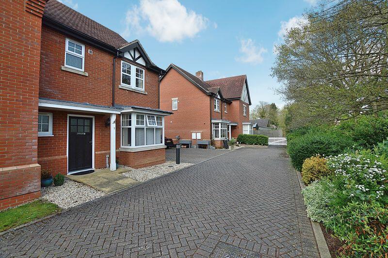 3 bedroom semidetached house for sale in 7 St Leonards Place, Woodhall