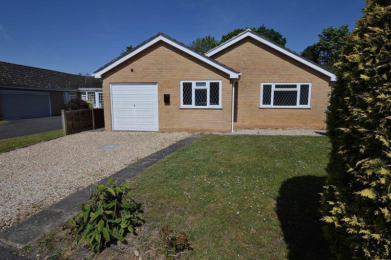 2 bedroom detached bungalow for sale in 3 Gorse Close, Woodhall Spa, LN10