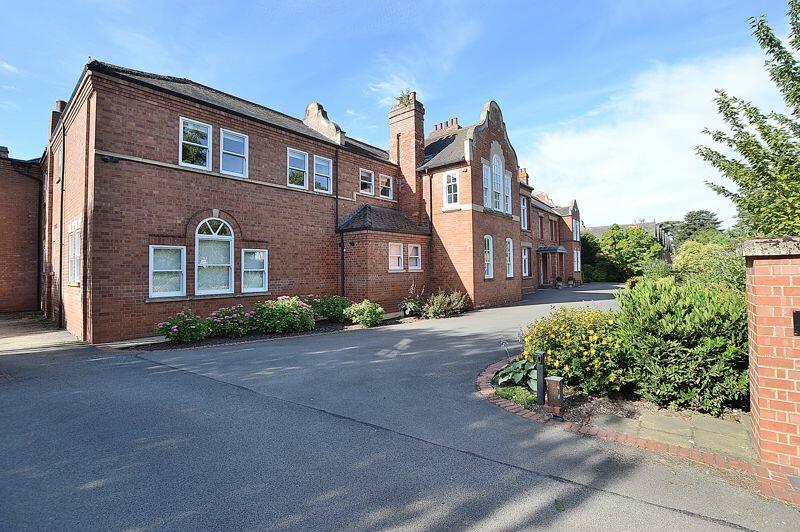 2 bedroom apartment for sale in 6 The Alexandra, Woodhall Spa, LN10