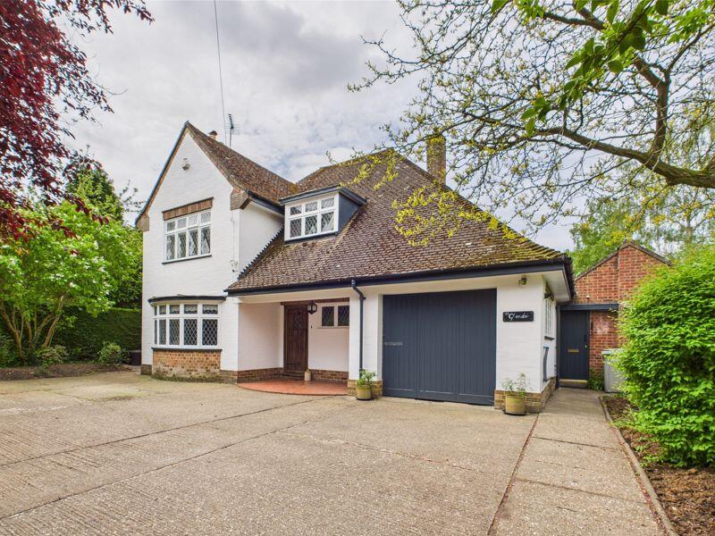 Main image of property: Glendair, 14 Stanhope Avenue, Woodhall Spa