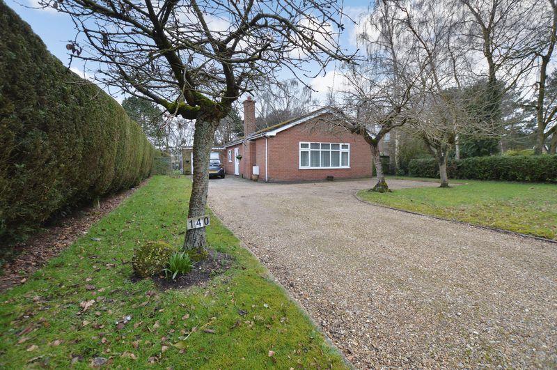 3 bedroom bungalow for sale in 140 Horncastle Road, Woodhall Spa, LN10