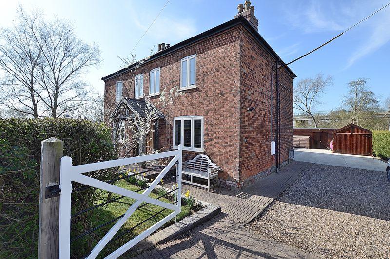 5 bedroom detached house for sale in 210 Witham Road, Woodhall Spa, LN10