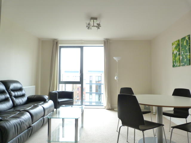 2 bedroom flat for rent in Pulse Development, Charcot Road, Colindale NW9