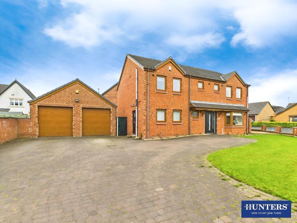 4 bedroom detached house