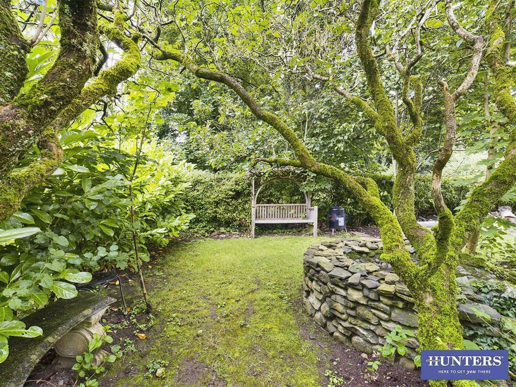 5 bedroom detached house for sale in Collin Road, Kendal, LA9 5LH, LA9