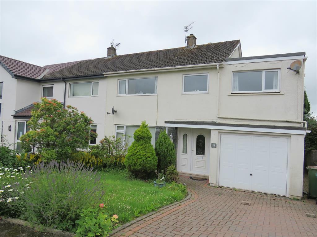 5 bedroom semidetached house for sale in Evening Hill Drive