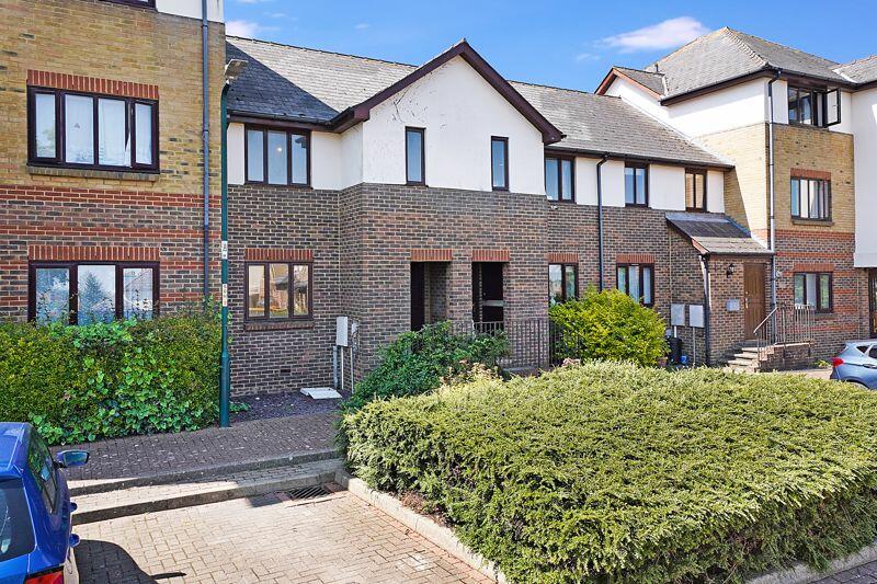 Main image of property: Semple Gardens, Chatham