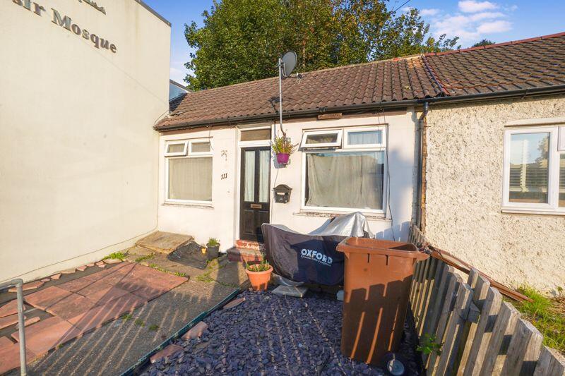 Main image of property: Richmond Road, Gillingham