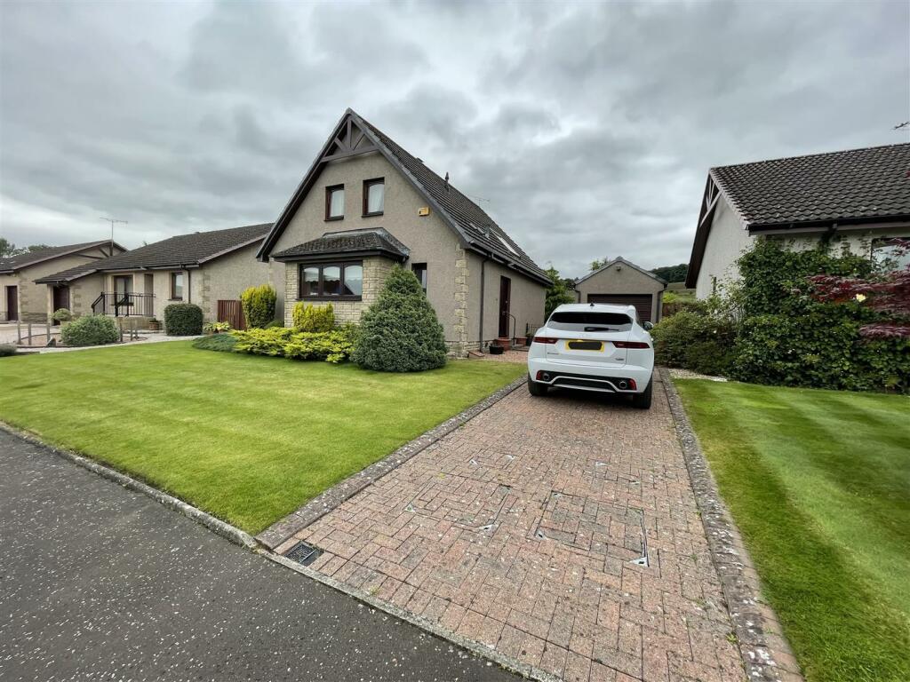 4 bedroom detached house for sale in 54 Hogarth Drive, Cupar, KY15