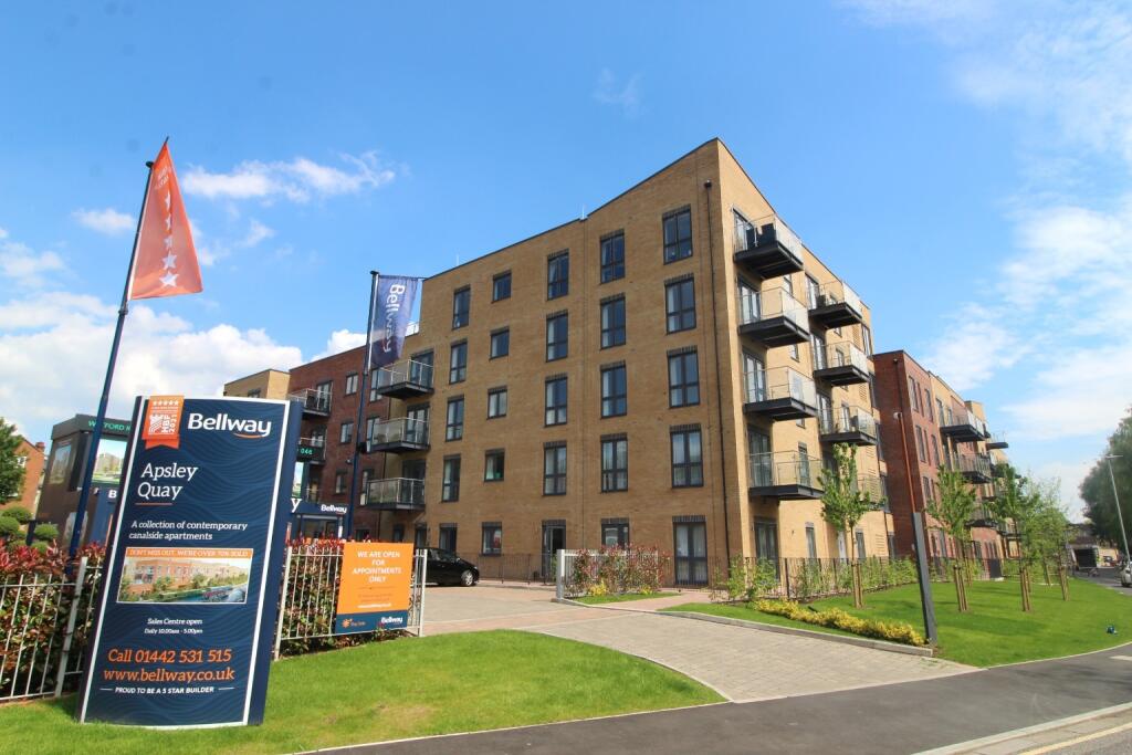 Main image of property: Frogmore Road, Hemel Hempstead, Hertfordshire, HP3