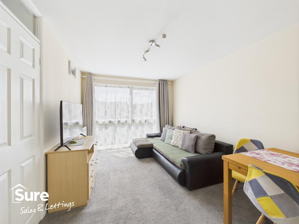 Main image of property: Nightingale Walk, Hemel Hempstead, Hertfordshire, HP2