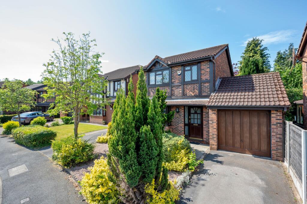 Main image of property: Eden Vale, Worsley, M28