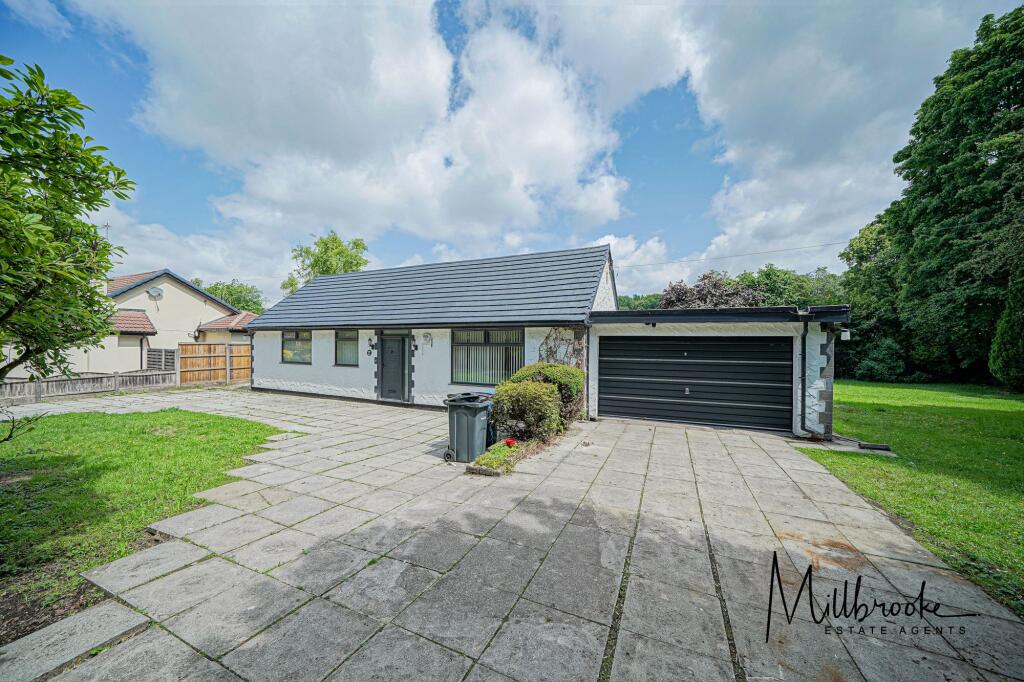 Main image of property: The Avenue, Worsley, M28