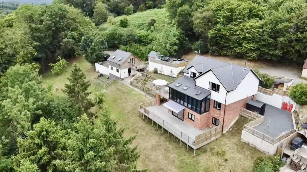 Main image of property: The Slad, Longhope