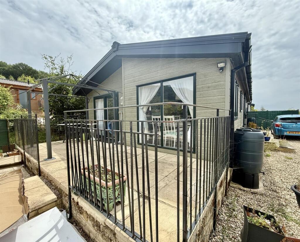 Main image of property: Little London, Longhope