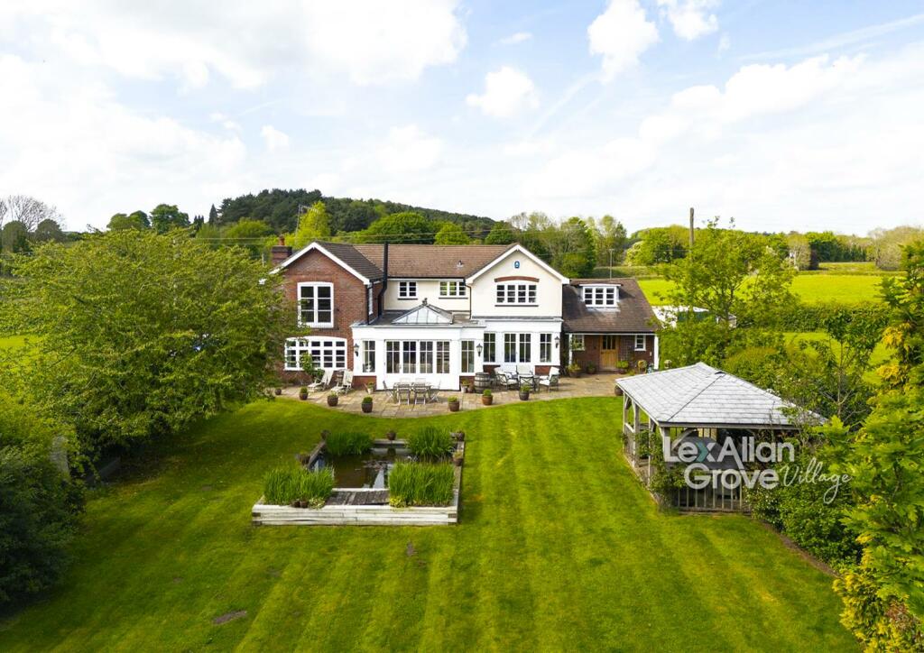 5 bedroom house for sale in Stakenbridge Lane, Churchill, Kidderminster