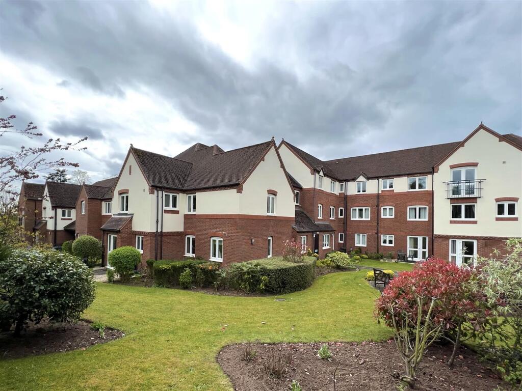 Main image of property: Worcester Road, Hagley, Stourbridge