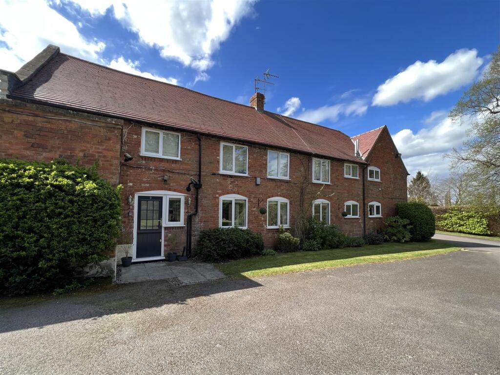 Main image of property: Hackmans Gate Lane, Belbroughton