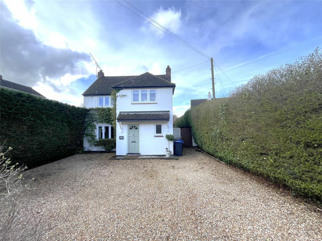 4 bedroom detached house for sale in Mytchett Road, Mytchett, Camberley