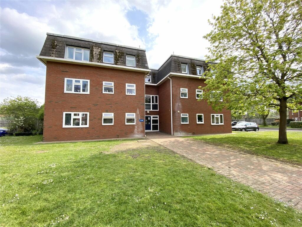 1 bedroom flat for sale in Bartons Way, Farnborough, GU14