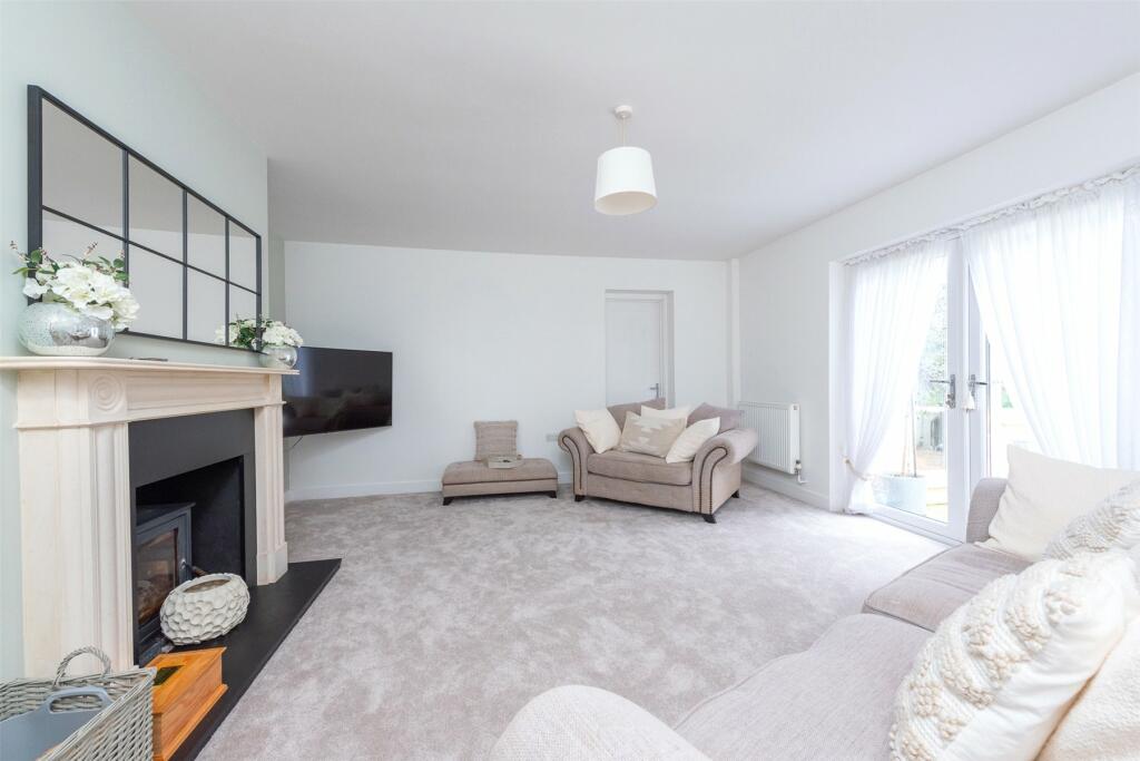 4 bedroom bungalow for sale in Camberley, Surrey, GU15