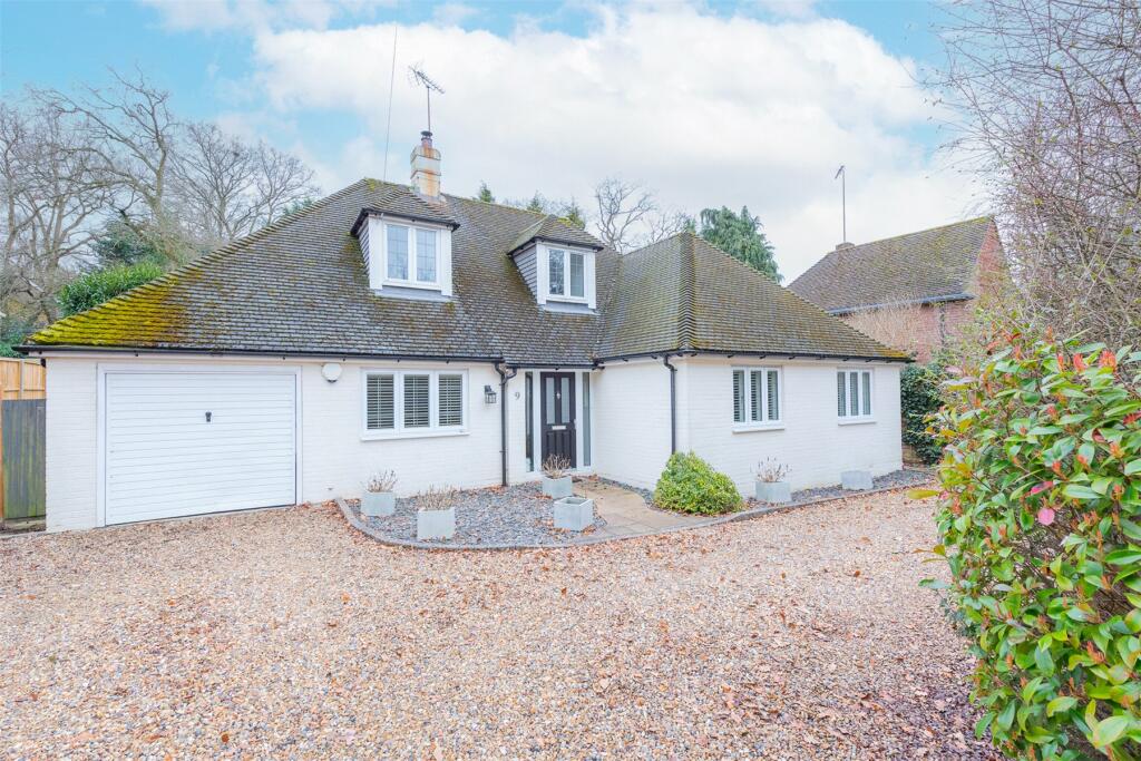 4 bedroom bungalow for sale in Camberley, Surrey, GU15