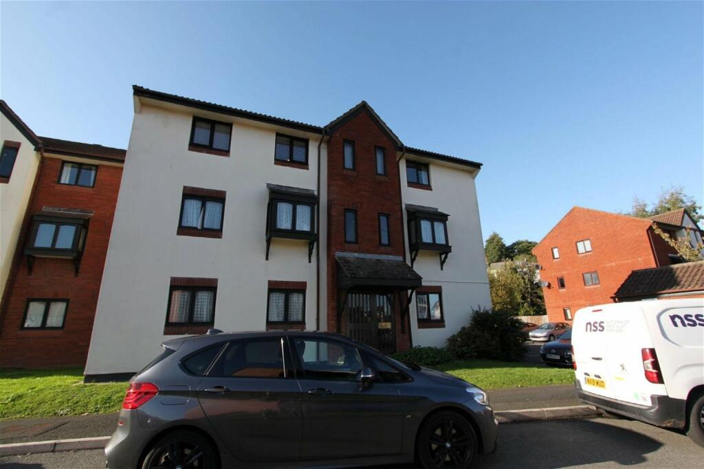2 bedroom apartment for rent in Laira, Plymouth, PL3