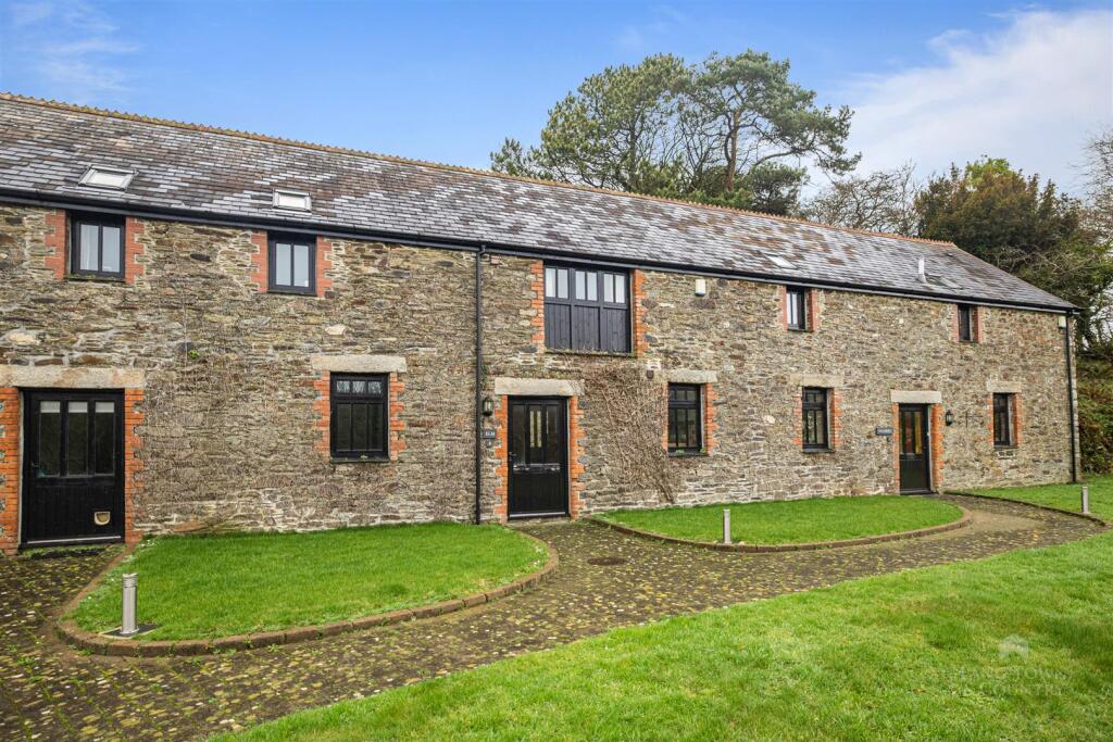 Main image of property: Tremadart Farm Barns, Duloe, Liskeard