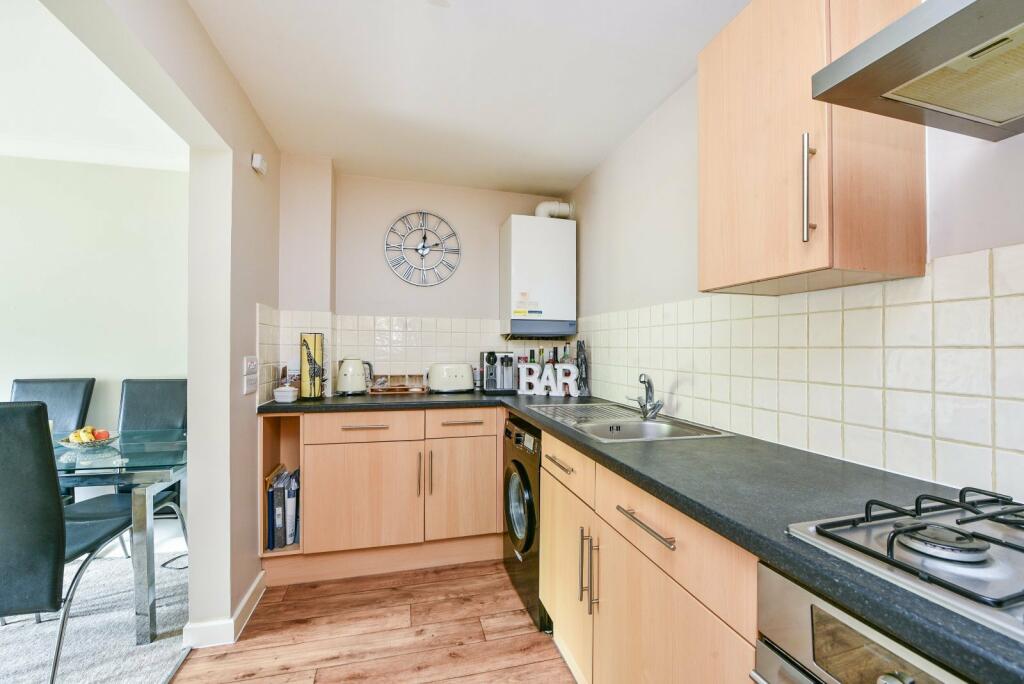 1 bedroom flat for sale in Robins Court, Alresford, Hampshire, SO24