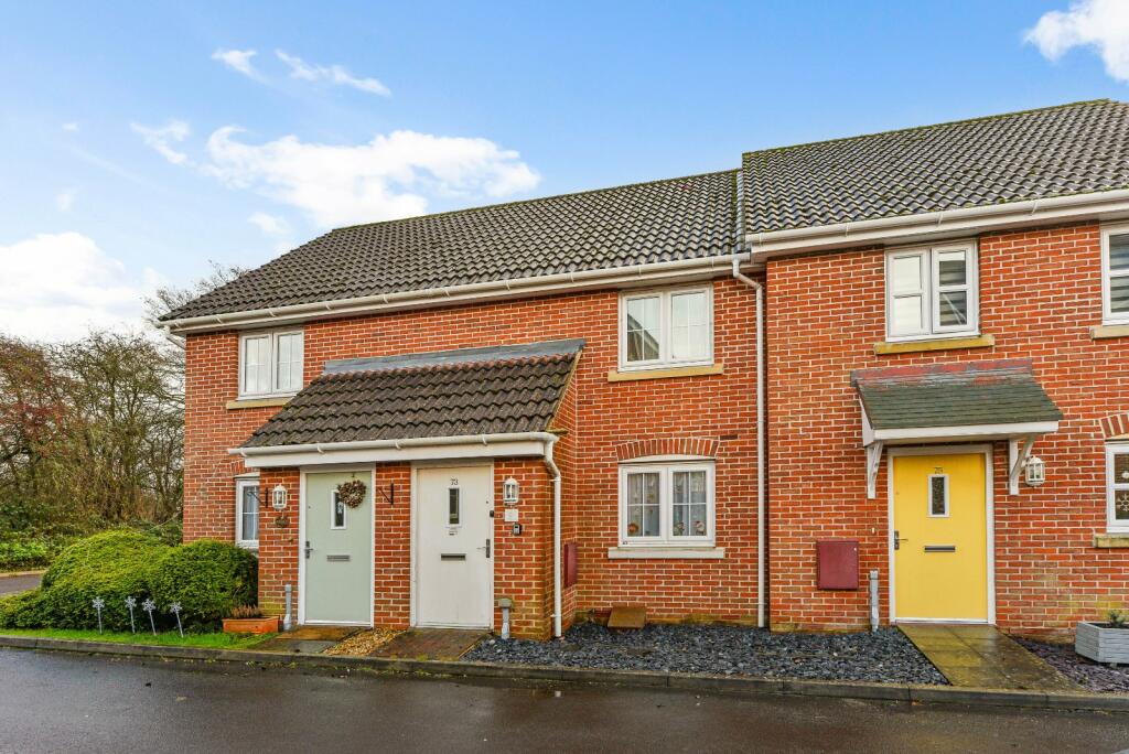2 bedroom for sale in Lapwing Way, Four Marks, Alton