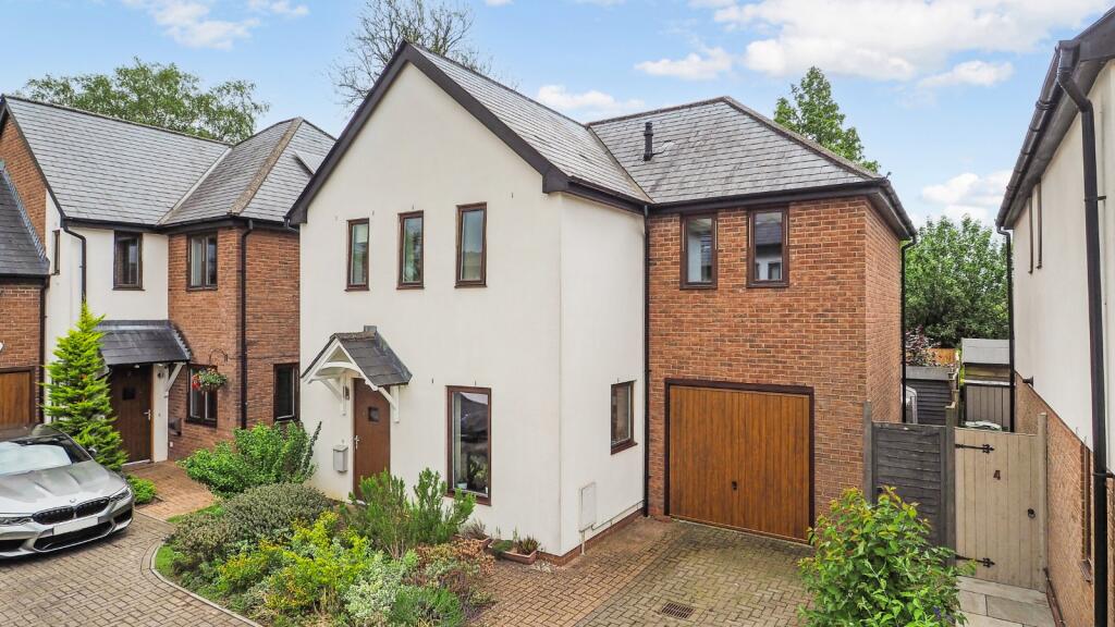 Main image of property: St. Margarets Mews, Winchester Road, Four Marks, Alton