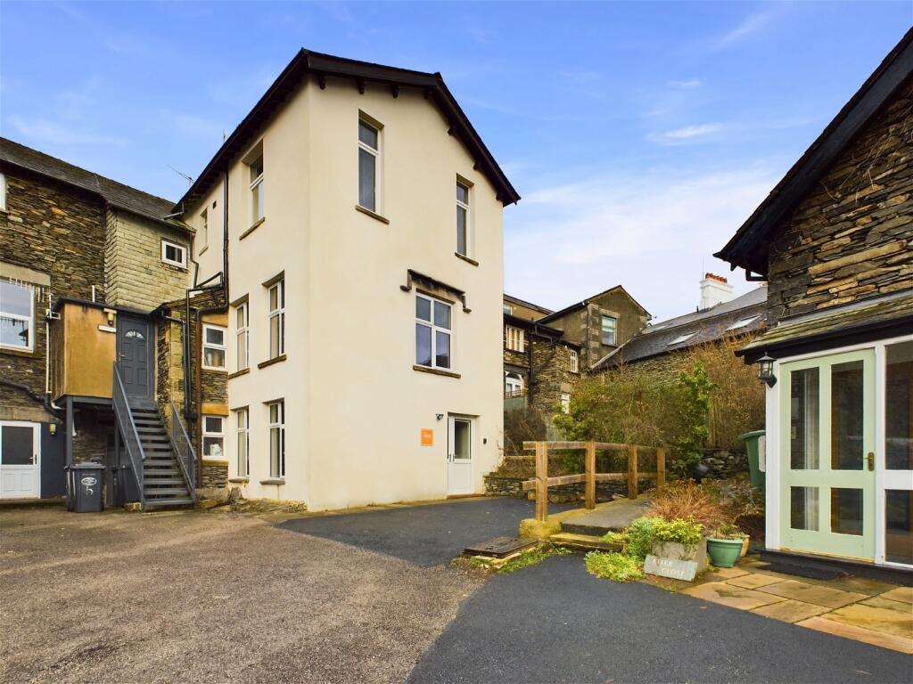 1 bedroom flat for sale in Flat 1, Weavers House, Elleray Road