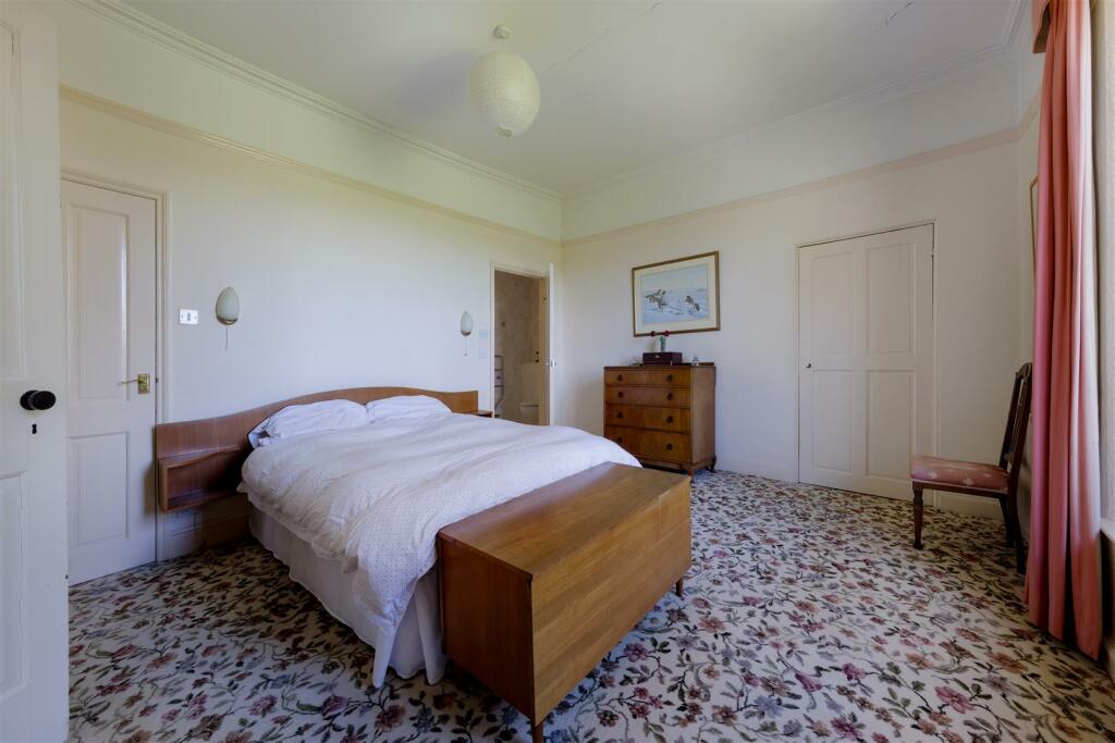 Additional property image - Banbury Road, Ladbroke, Southam
