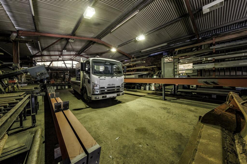 Additional property image - Banbury Road, Ladbroke, Southam