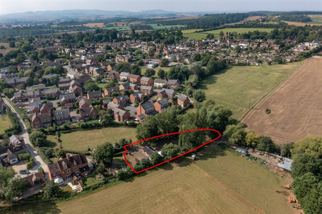 Additional property image - Hockley Lane, Ettington, Stratford-Upon-Avon