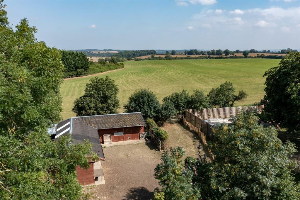 Additional property image - Hockley Lane, Ettington, Stratford-Upon-Avon