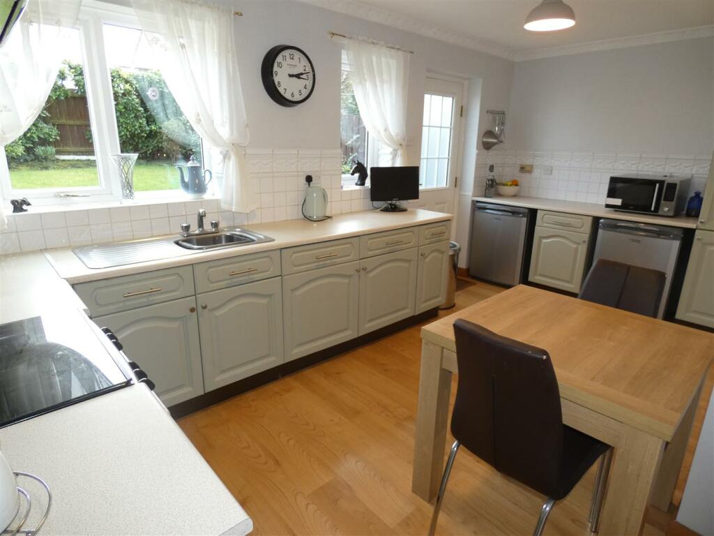 4 bedroom detached house for sale in Fox Lea Walk, Seghill, Cramlington
