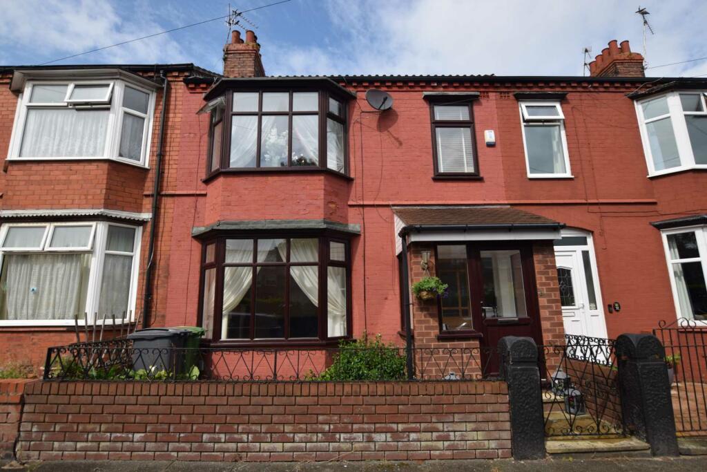 4 bedroom terraced house for sale in Temple Road, Prenton, CH42