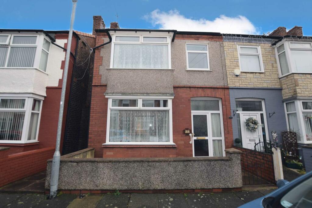 3 bedroom semidetached house for sale in Silverdale Road, Bebington, CH63