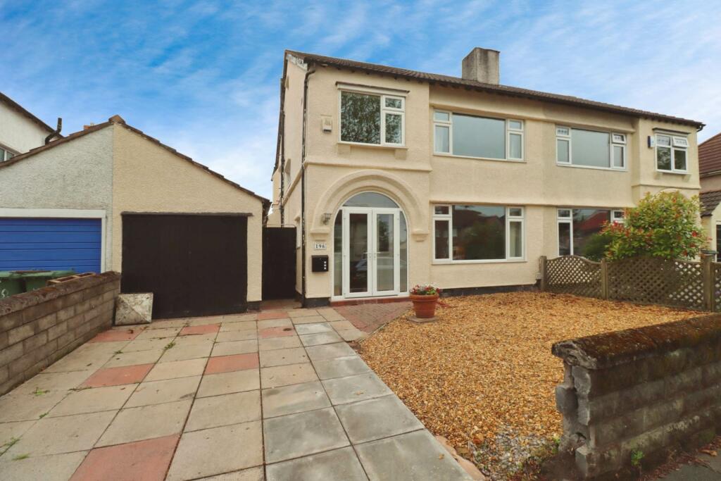 4 bedroom semidetached house for sale in Bebington Road, Bebington, CH42