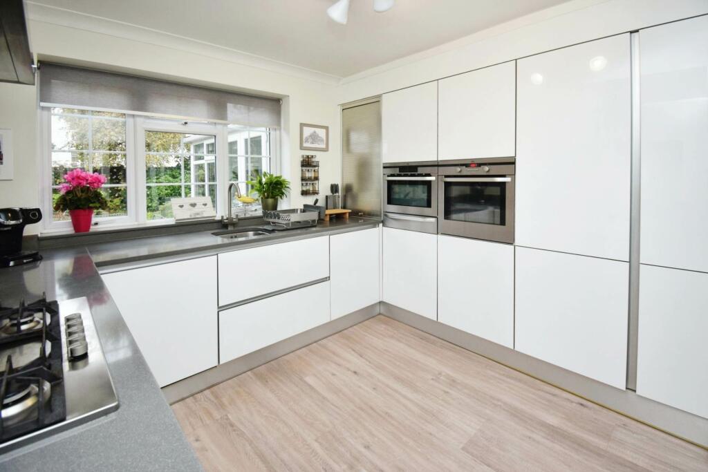 Additional property image - Venables Drive, Spital