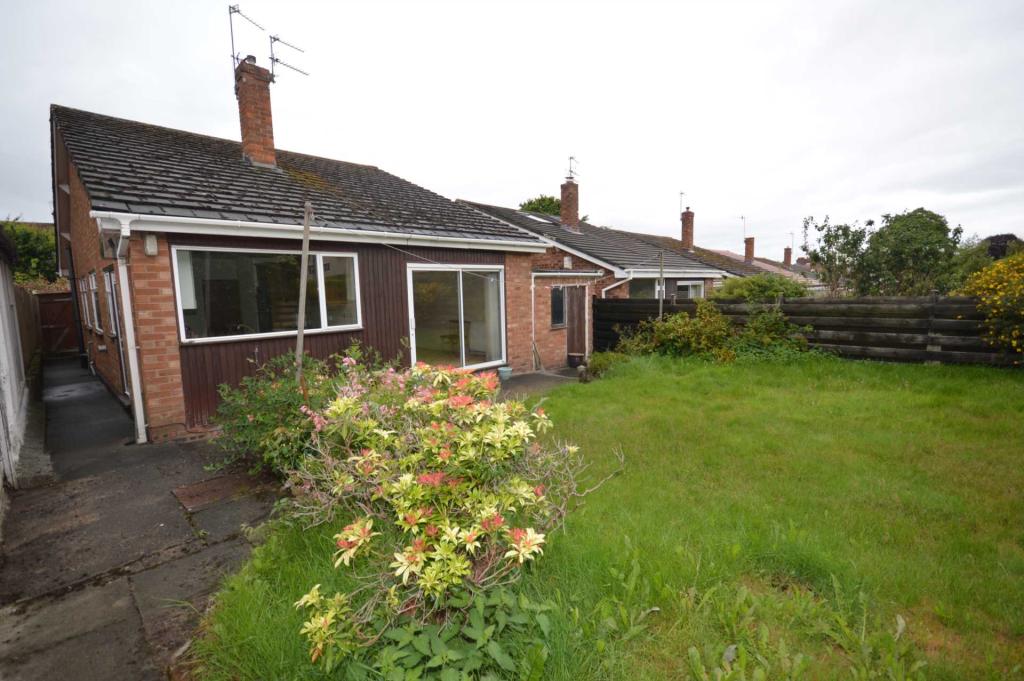 2 bedroom detached bungalow for sale in Higher Bebington Road