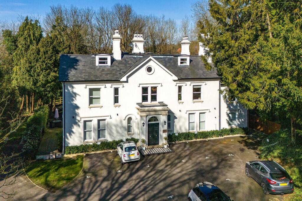 Main image of property: London Road, Loudwater, HP10